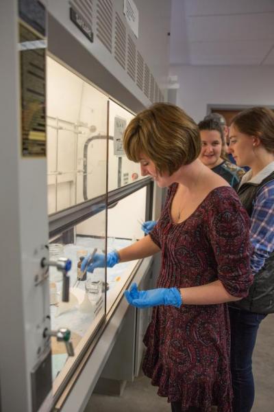 Students in the lab