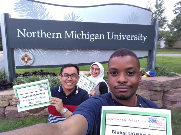 Bruno Amilcar (foreground) with other UGRAD students Josh Cahatol and Reem Hakeem