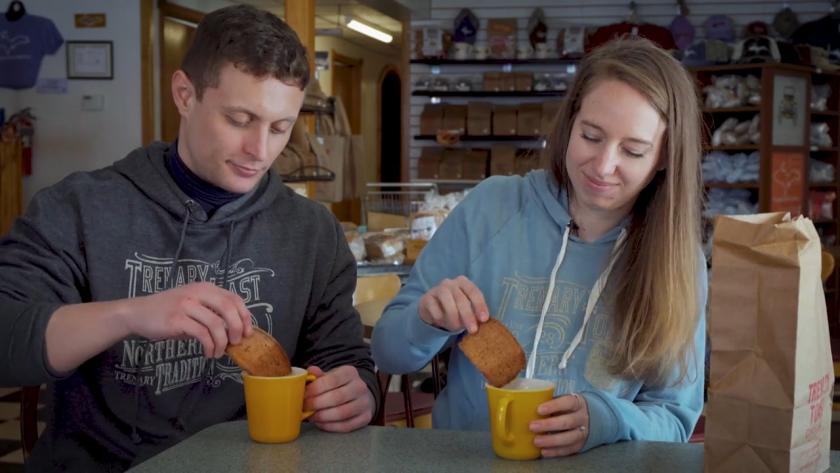 Dossena and Wynsma "dunking" in Trenary Toast apparel.