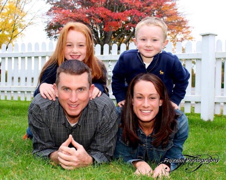 Lockhart and her family (Frazzini Photography)