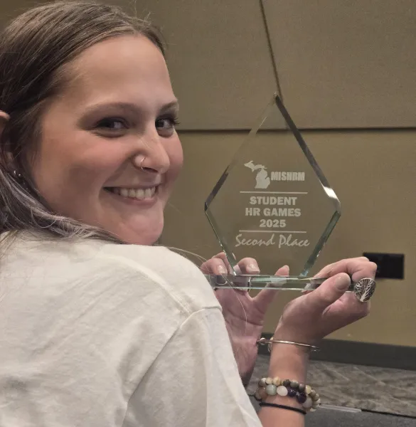 Emmalee Artibee (captain and alternate) with the second-place award