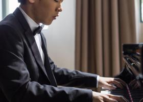 Daniel Hsu