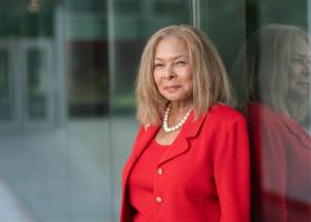 Dr. Linda Thompson