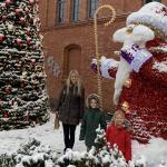 Kusek with her children in Poznan, Poland this past December.